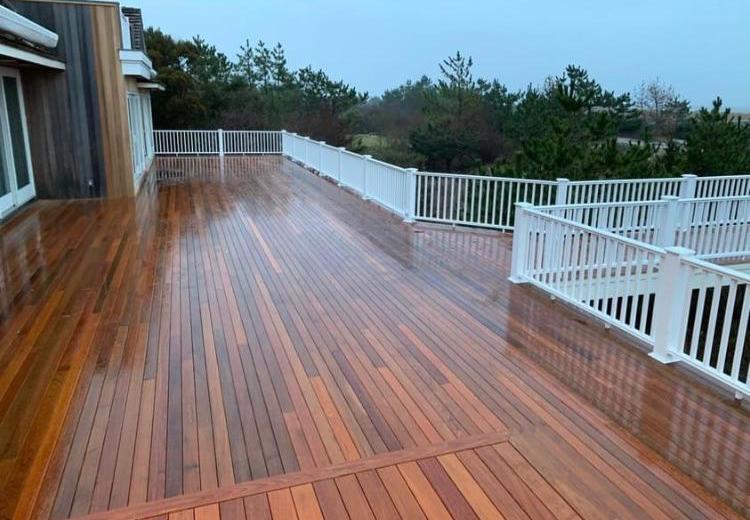 Mahogany Deck Finish